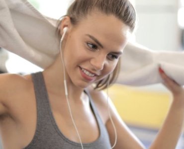 La mejor música para entrenar: descubre ritmos que impulsan tu rendimiento