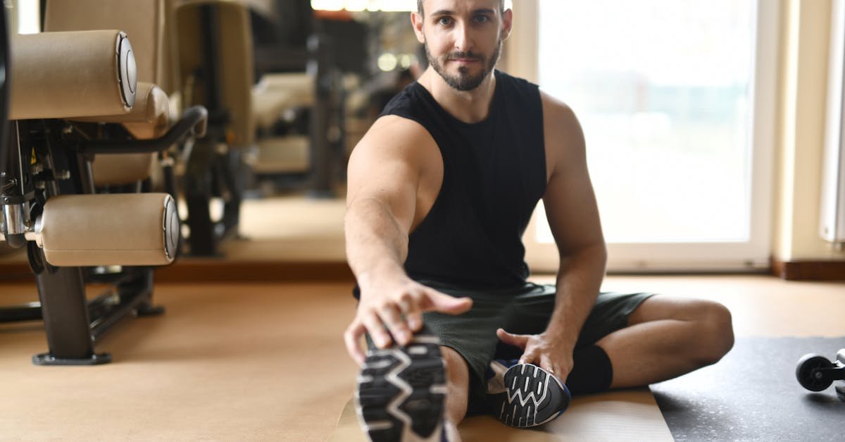 Ejercicios de estiramiento después del entrenamiento: guía práctica para aliviar la tensión y prevenir lesiones