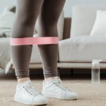Ejercicios con bandas de resistencia: la guía definitiva para entrenar en casa